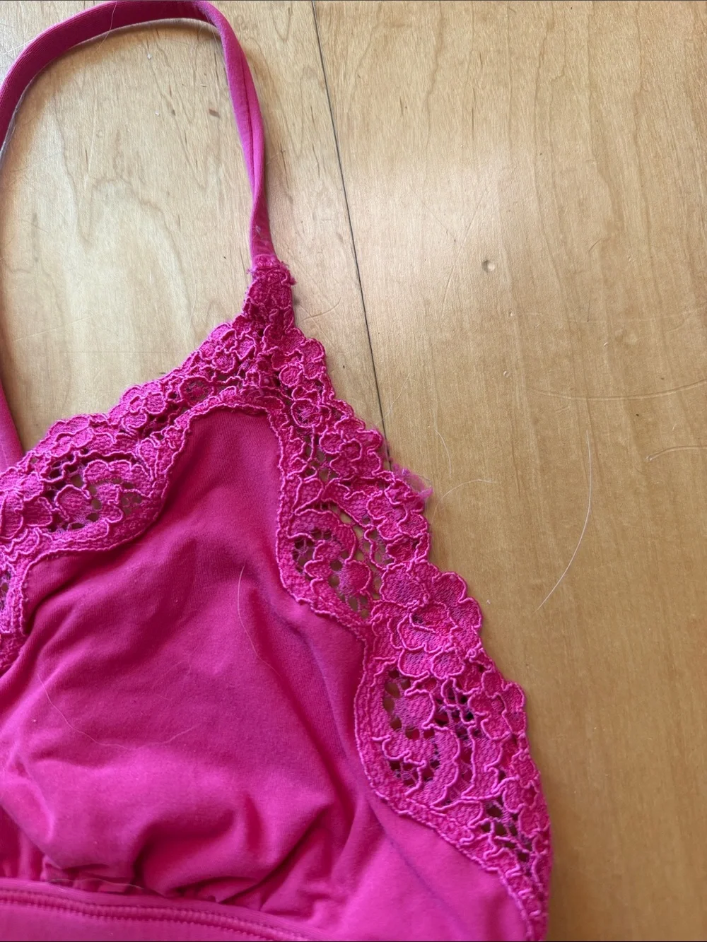 SKIMS FITS EVERYBODY LACE TRIANGLE BRALETTE IN HOT PINK FUSCIA SIZE LARGE - Picture 3 of 5